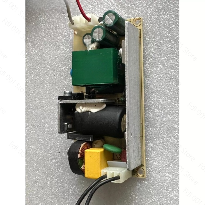 Smontare l'alimentatore VCT60U - Ac Power Supply recensione e prezzo